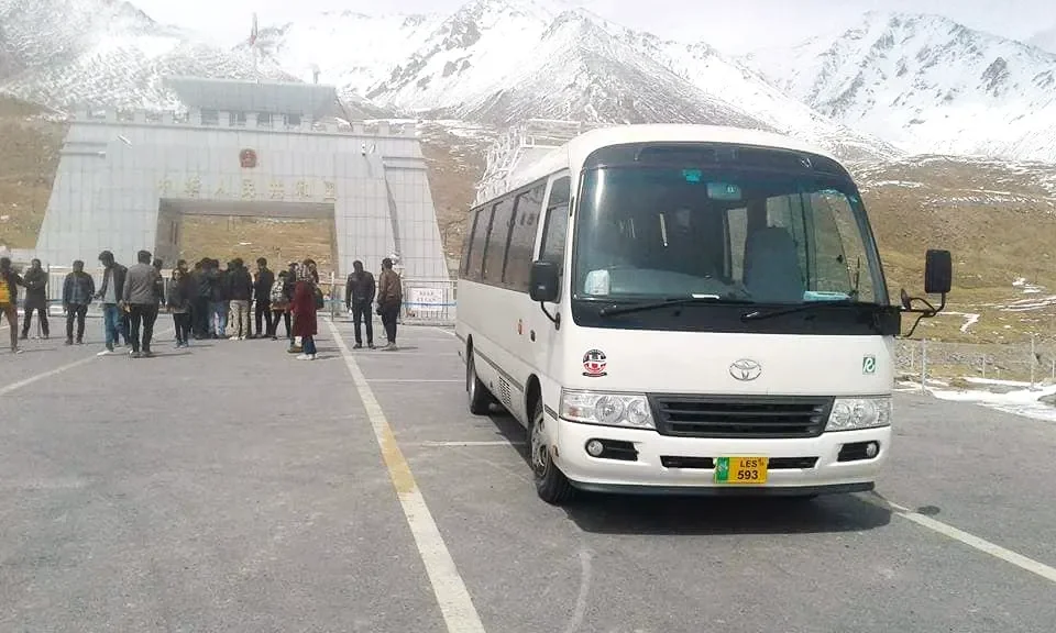 rent a toyota coaster